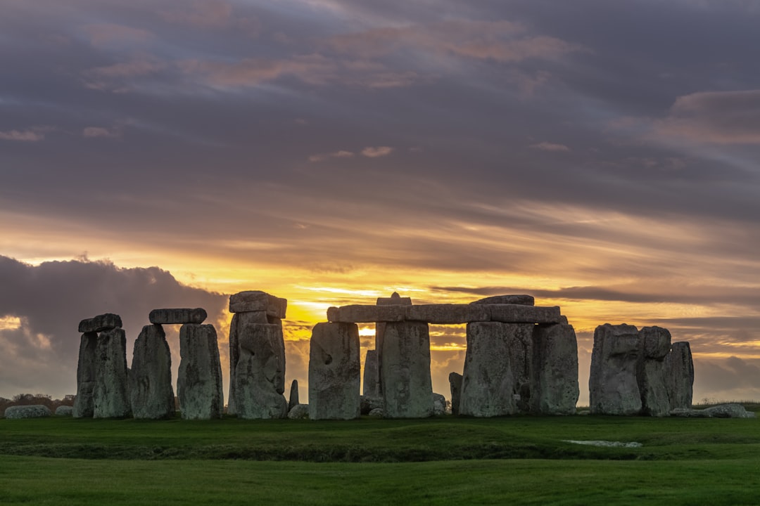 Crafting Captivating Headlines: Your awesome post title goes here stonehenge-ajj87xsnvqa
